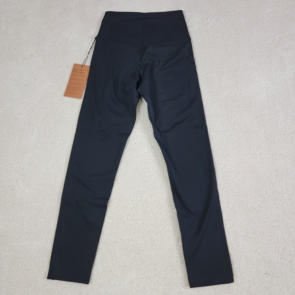 Girlfriend Collective Black High Rise 7/8 Compressive Leggings Sz XS NEW - Picture 3 of 9